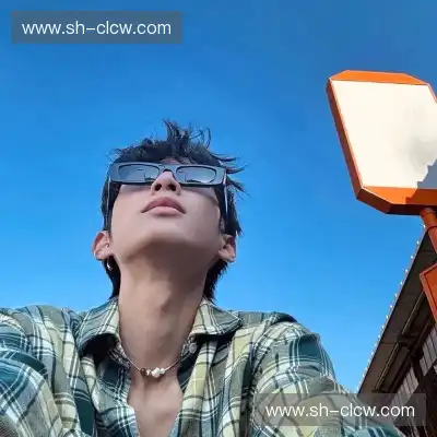 鲍秦心
